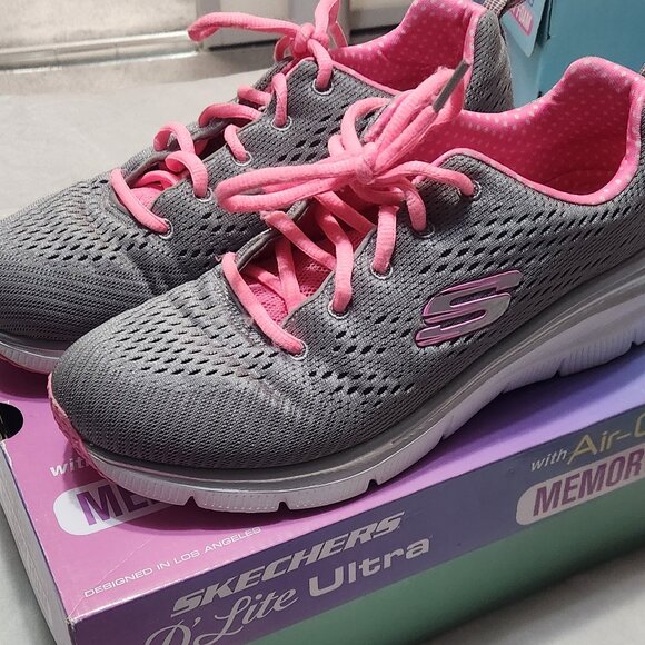 New Skechers Fashion Fit - Statement Piece Athletic Shoes 9.5 - Picture 1 of 4